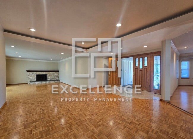 Photo - 1612 Trona Way