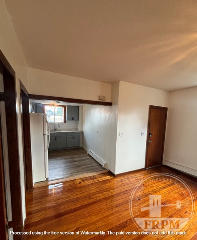 Photo - 90 Montaup St Unit 1