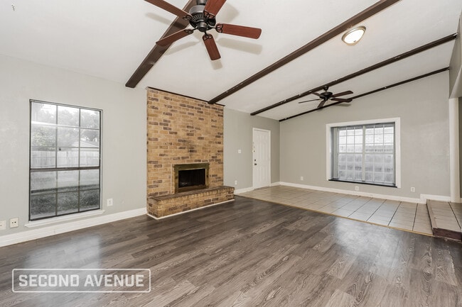 Photo - 7525 Ashcrest Ln