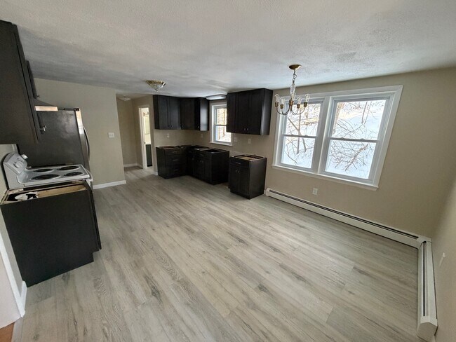 Photo - 2 Bayleaf Way Unidad Right Side