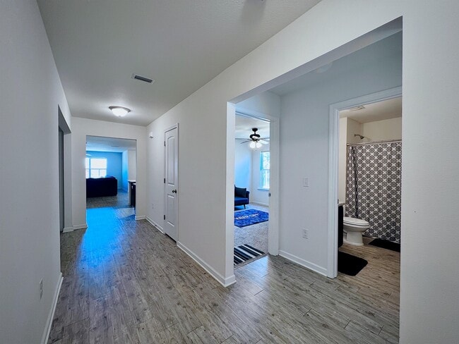 Photo - 6153 Riverbrooke Dr