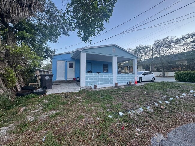 Photo - 1110 N Sapodilla Ave