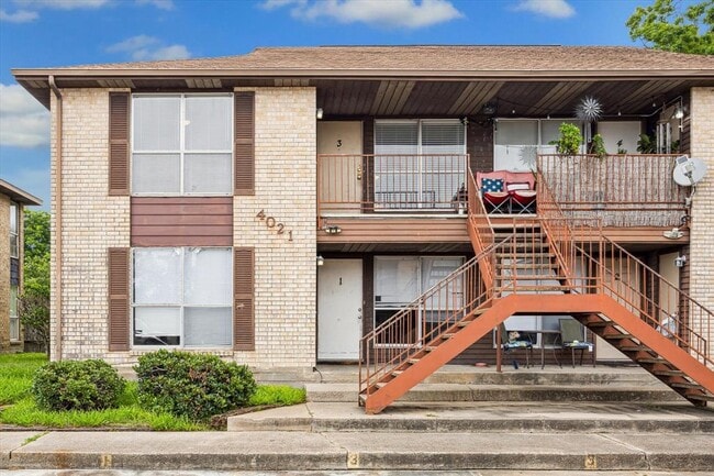 Photo - 4021 Briar Hollow Dr Apartment Unit 3