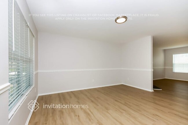 Photo - 849 Willow Creek Dr