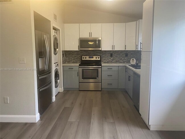 Building Photo - 17362 NW 74th Ave Rental