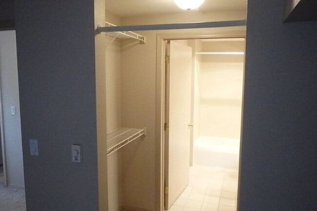 Photo - Spacious 2 Bedroom/2 Bath Apartment in First Hill Unit 303