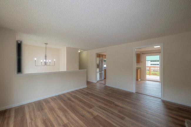 Photo - 10717 NE 145th Pl