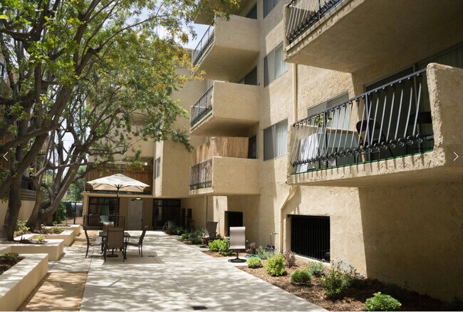 Photo - 518 S. El Molino Apartments