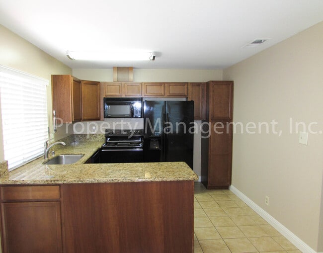 Photo - Great Pleasanton Location! Rare Single Story Townhome