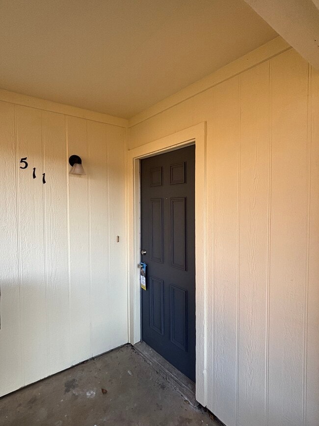 Photo - 511 Crowley Rd