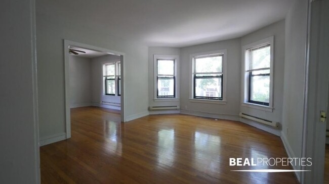 2 bedroom in CHICAGO IL 60657 - 2 bedroom in CHICAGO IL 60657 Condo Unit 2A