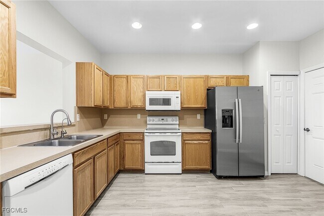 Photo - 4103 Cherrybrook Loop