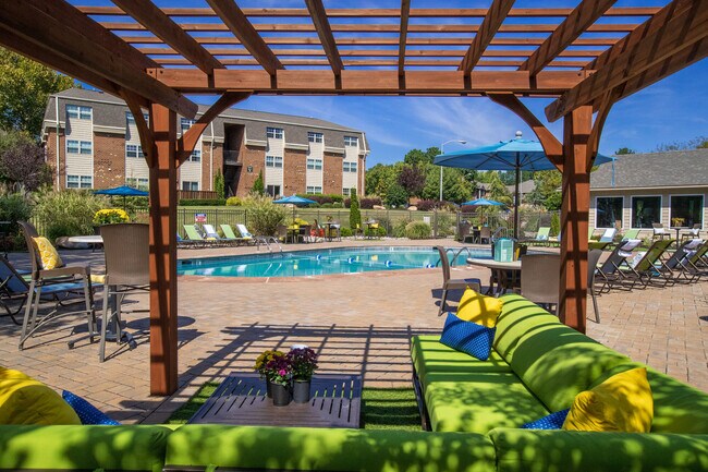 Photo - Collins Crossing Apartments