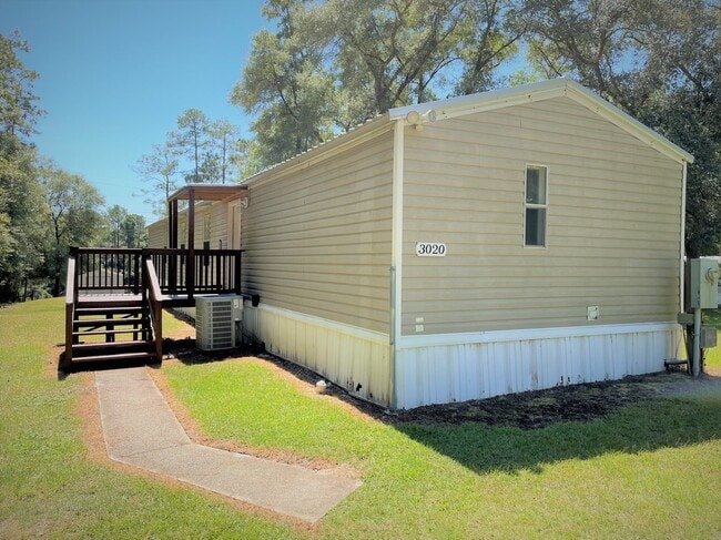 Building Photo - 3020 Aplin Road