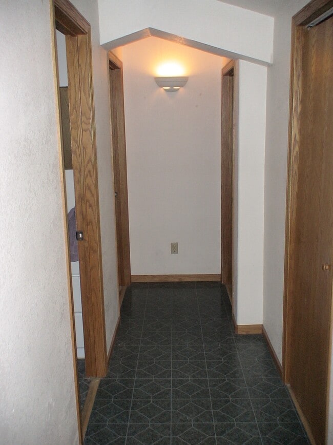 Photo - 7918 E 500N Rd Unit 7918-B