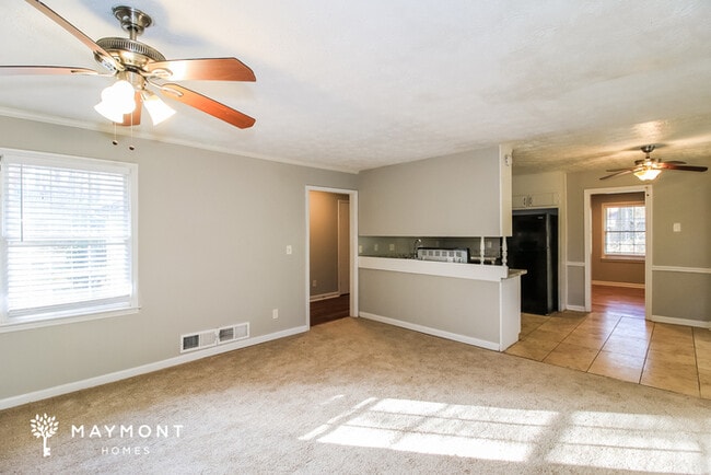 Photo - 60 Juliana Dr