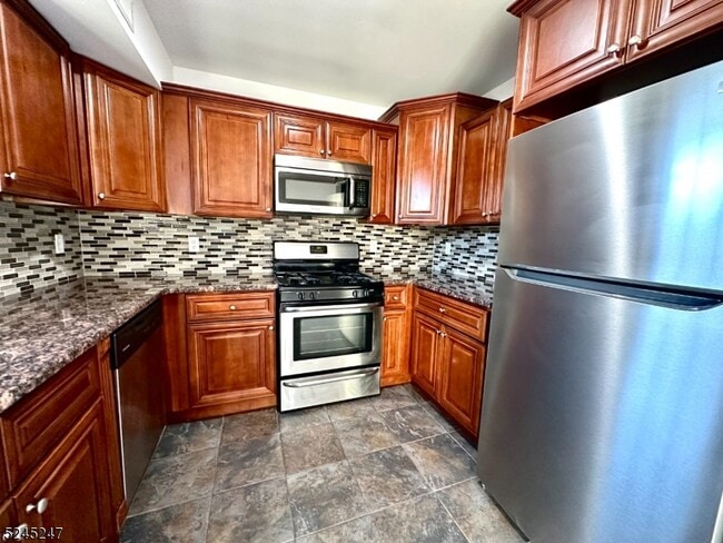 Photo - 594 Jefferson Ave Unit 304