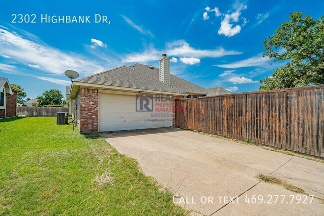 Photo - 2302 Highbank Dr
