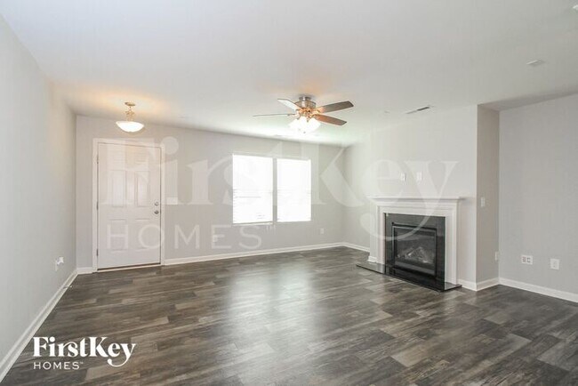 Photo - 335 Inlet Pl Dr