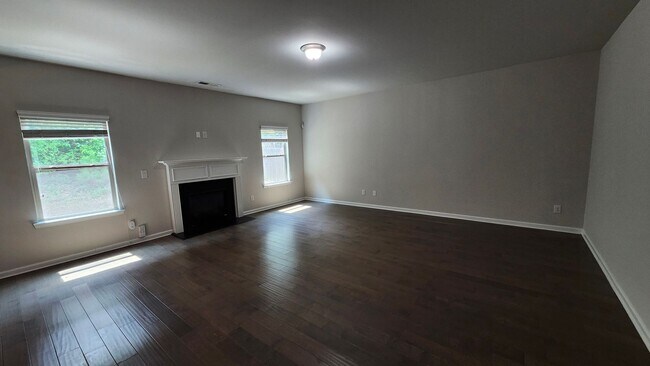 Photo - 3523 Woodshade Dr