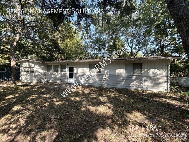 Building Photo - **MOVE-IN SPECIAL**3380 SW Tara Ave - 3 BE... Rental