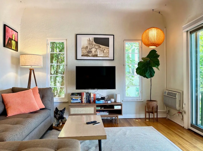 Photo - 2324 Teviot St Apartment Unit 2324