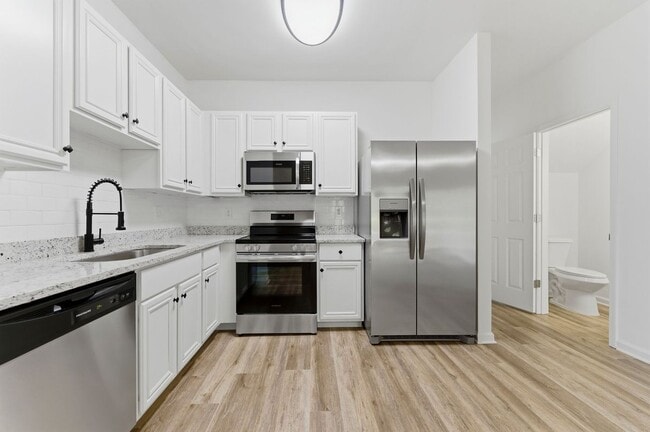 Photo - 585 McWilliams Rd SE Unidad 1406