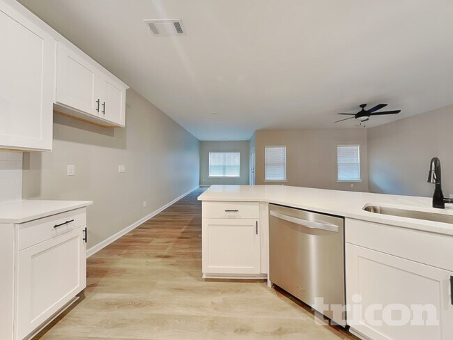 Photo - 3744 Saddle Bag Ct