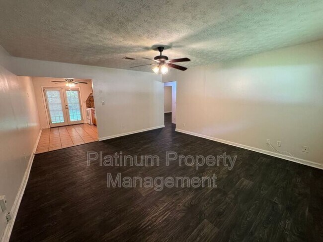 Photo - 541 Springwood Dr Rental