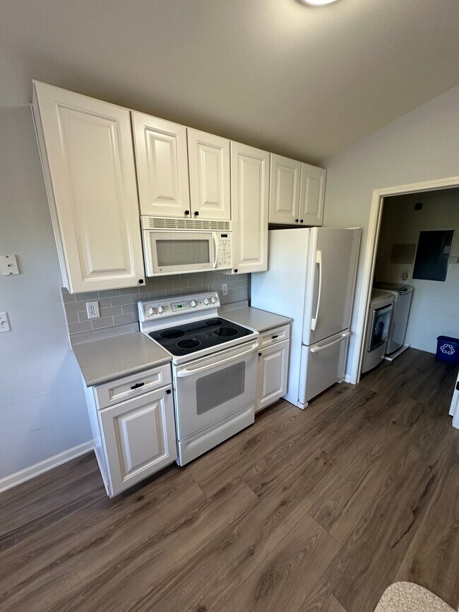 Photo - 107 Evergreen Pl Unit Evergreen Place