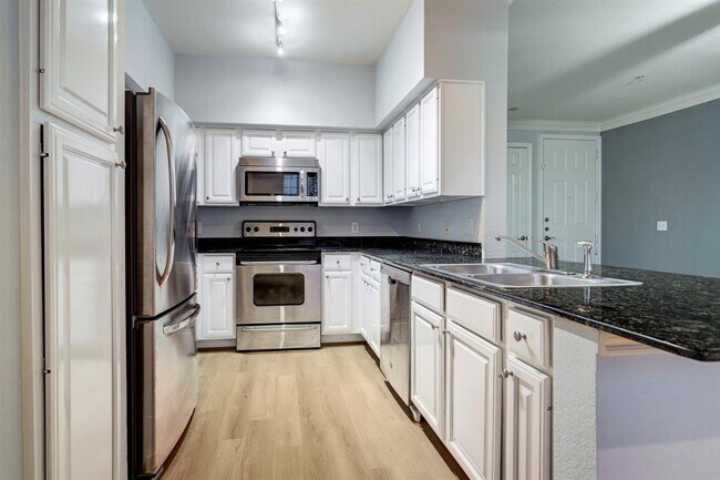 Photo - 7575 Kirby Dr Unidad 1414