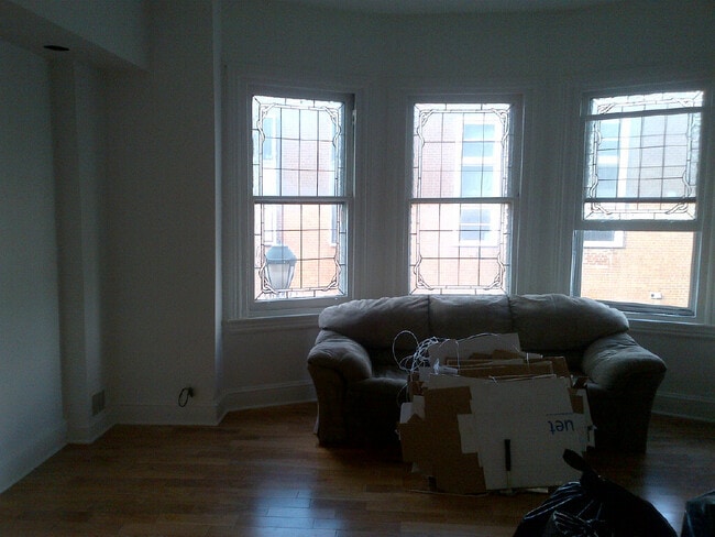 Building Photo - 820 South St Unit APT2R