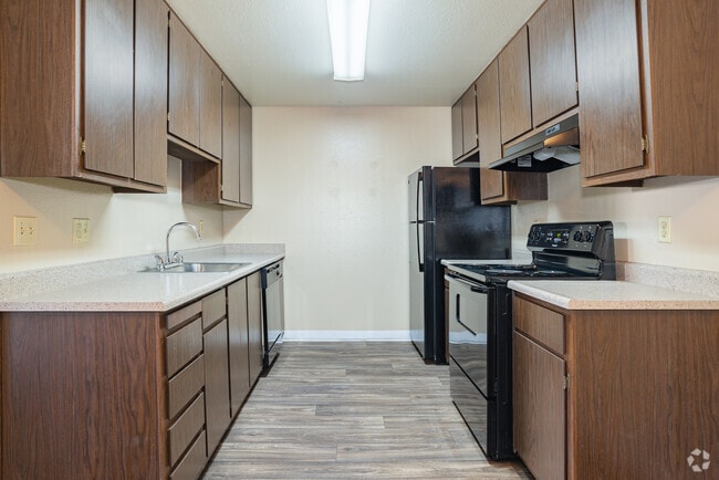 1BR, 1BA - 720SF