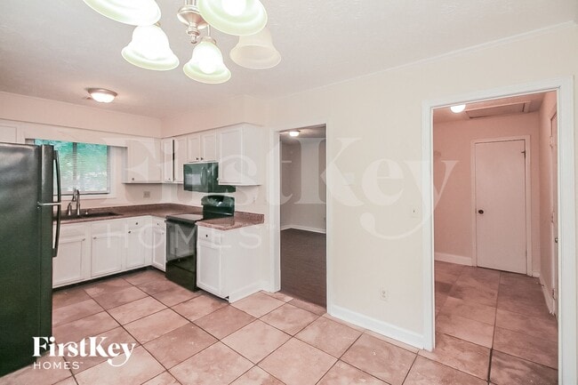 Photo - 205 Lanyard Loop