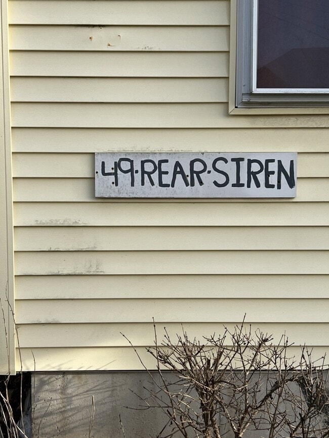 49R Siren St Unit 3