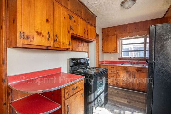 Building Photo - 416 Ridgewood Ave