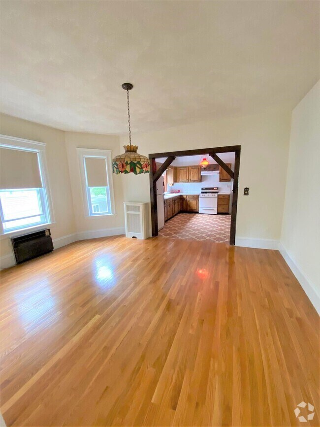 Building Photo - 186 Powder House Blvd Unit 2