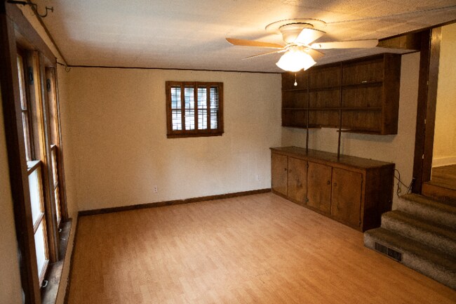 Photo - 820 Illinois Ave