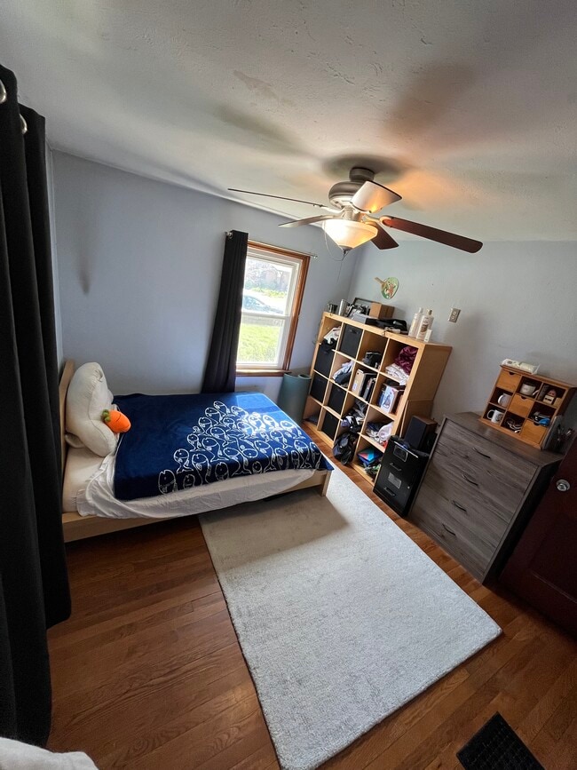 bedroom; 10x11'; first floor - 884 W 9th Ave