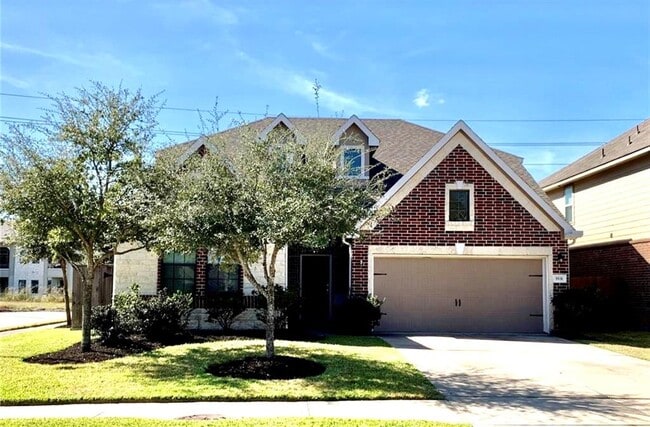 Photo - 5531 Drumlin Field Way House