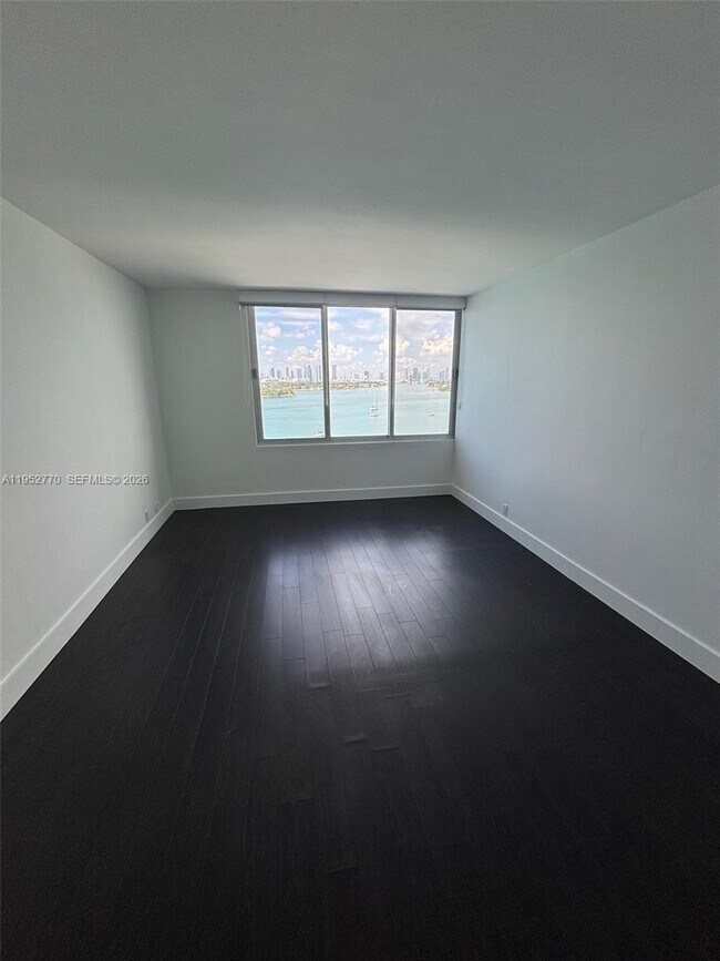 Photo - 1000 West Ave Unit 1015