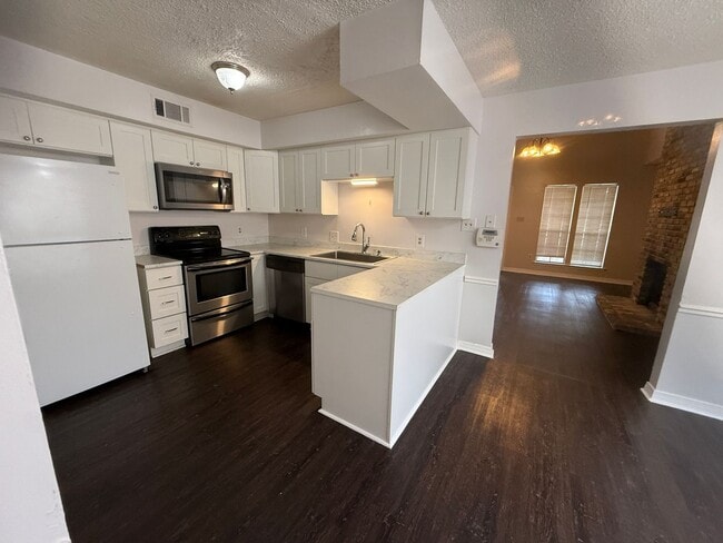 Photo - 3027 O'Neal Ln