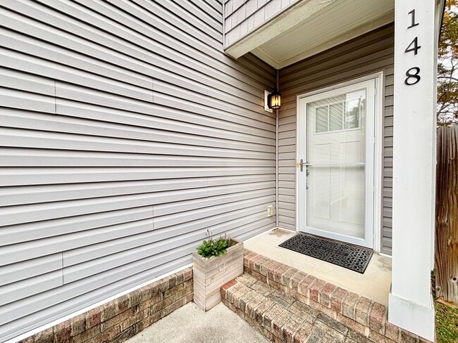 Photo - Gorgeous Home in Town Center Virginia Beach!