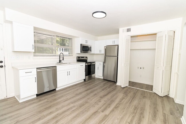 513 Donaldson Rd Unit 1