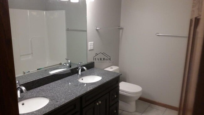 Photo - 3112 Rose Dr SE