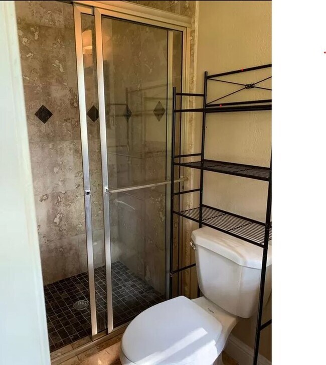 Photo - 3 Bed 2 Bath in Atlanta!