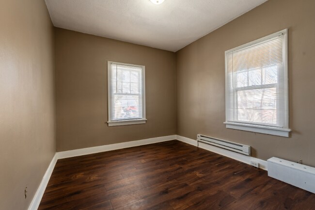 Photo - 1917 N Newton Ave Unit FL 1