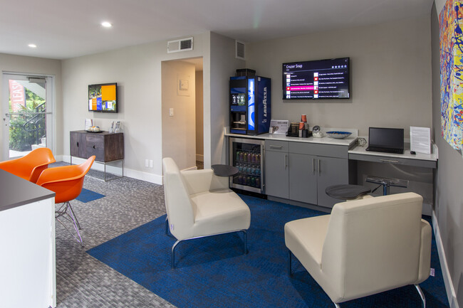 Photo - Vue on 67th Apartments