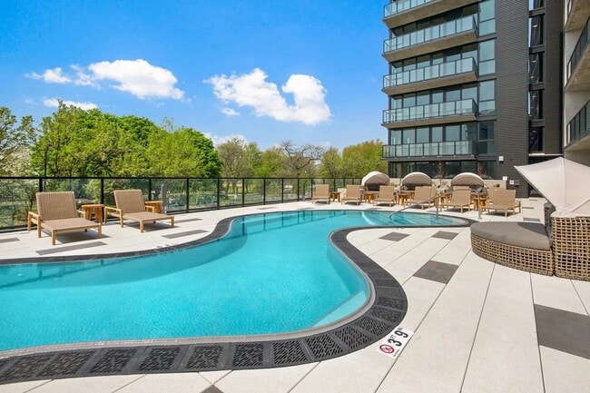 Photo - 1451 W Randolph St Unit 617