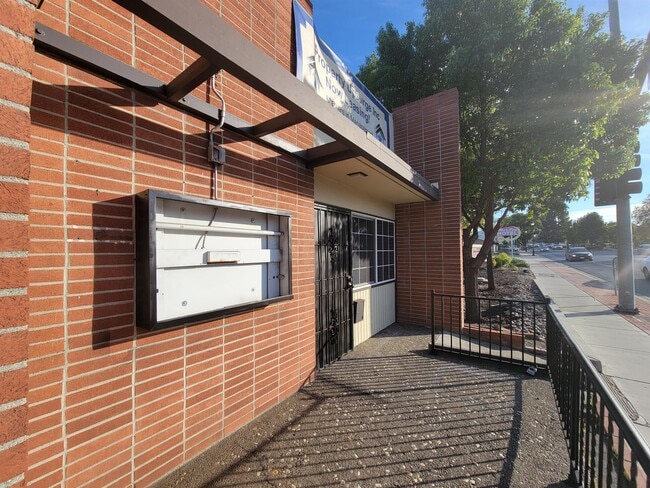 Photo - 1901 Railroad Ave Unit D